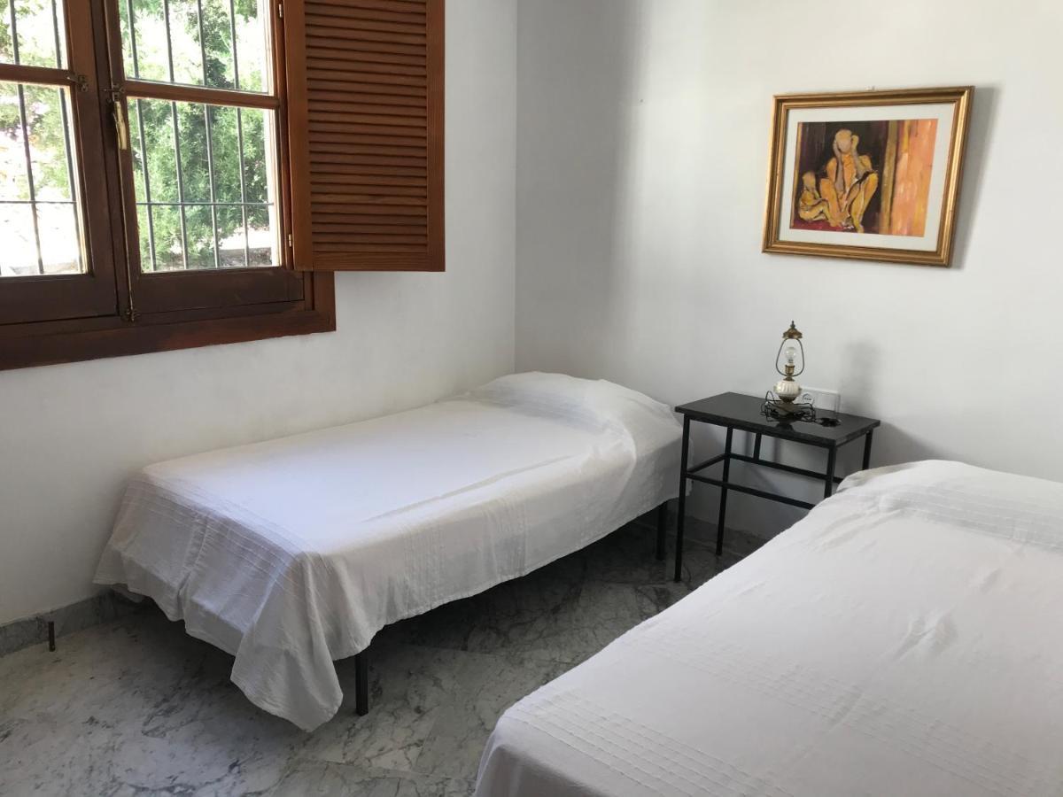 Casa-B- Pequeno Conjunto Adosados Apartment La Caleta-Guardia Bagian luar foto
